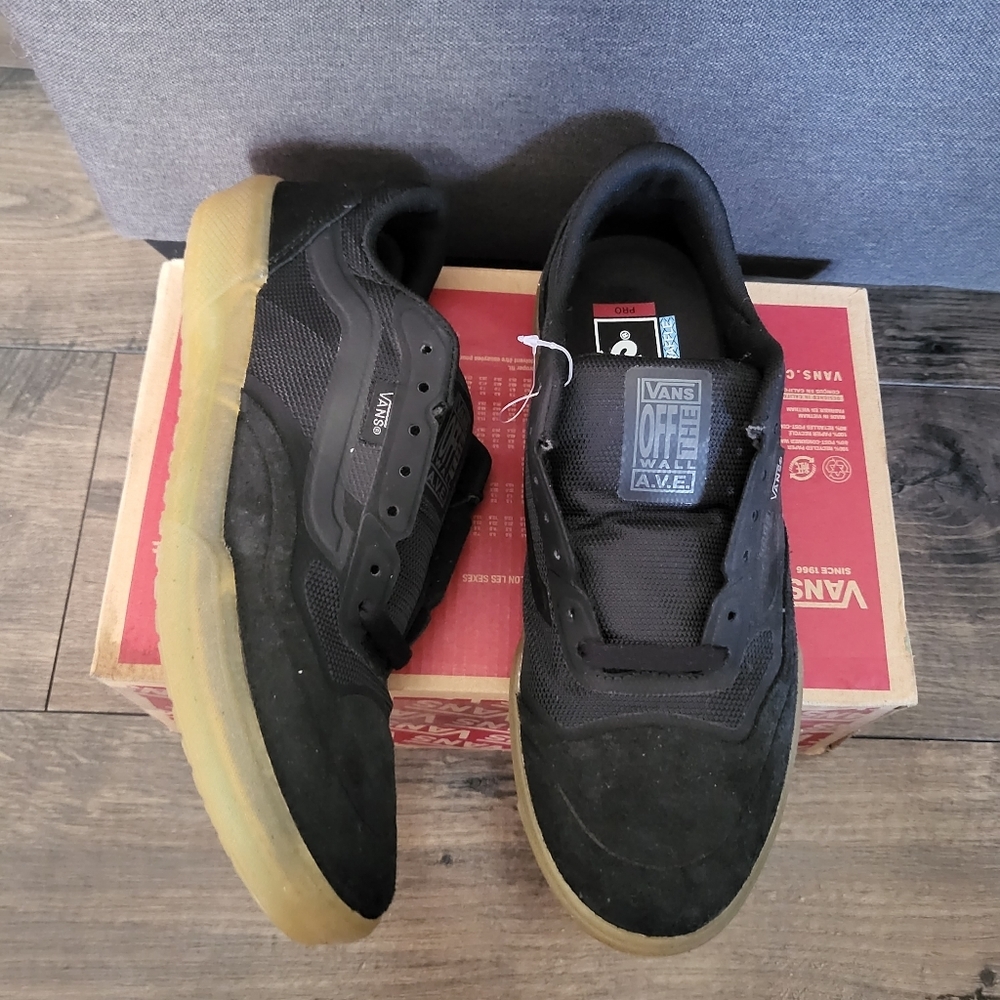Vans Ave Pro Black Gum Bottom Men New Rare VN0A5HENB9M Skate Shoe NWT (2… - Picture 5 of 9